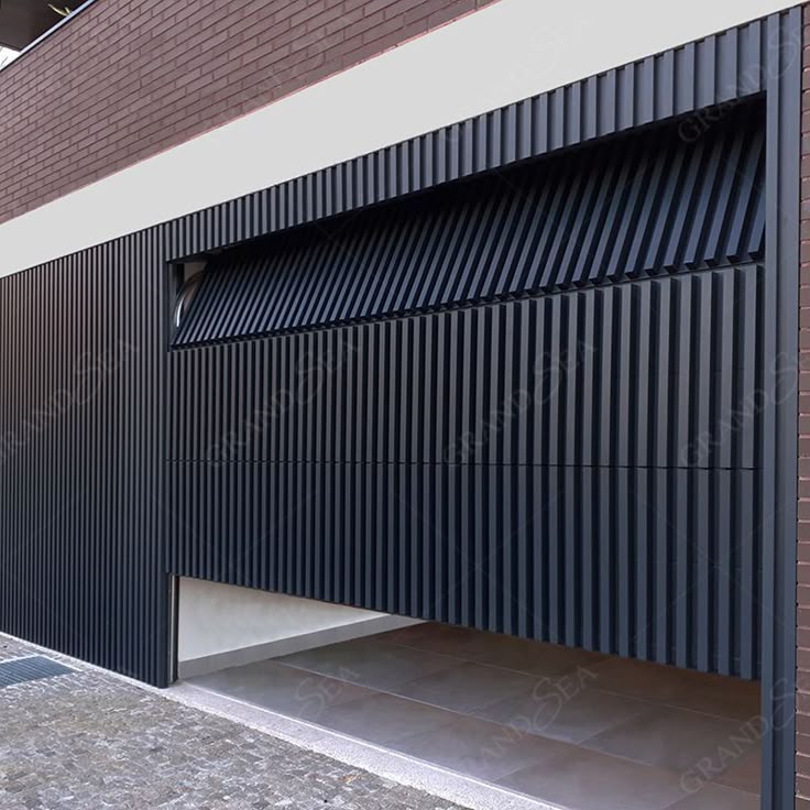 Garage Doors - photo 1